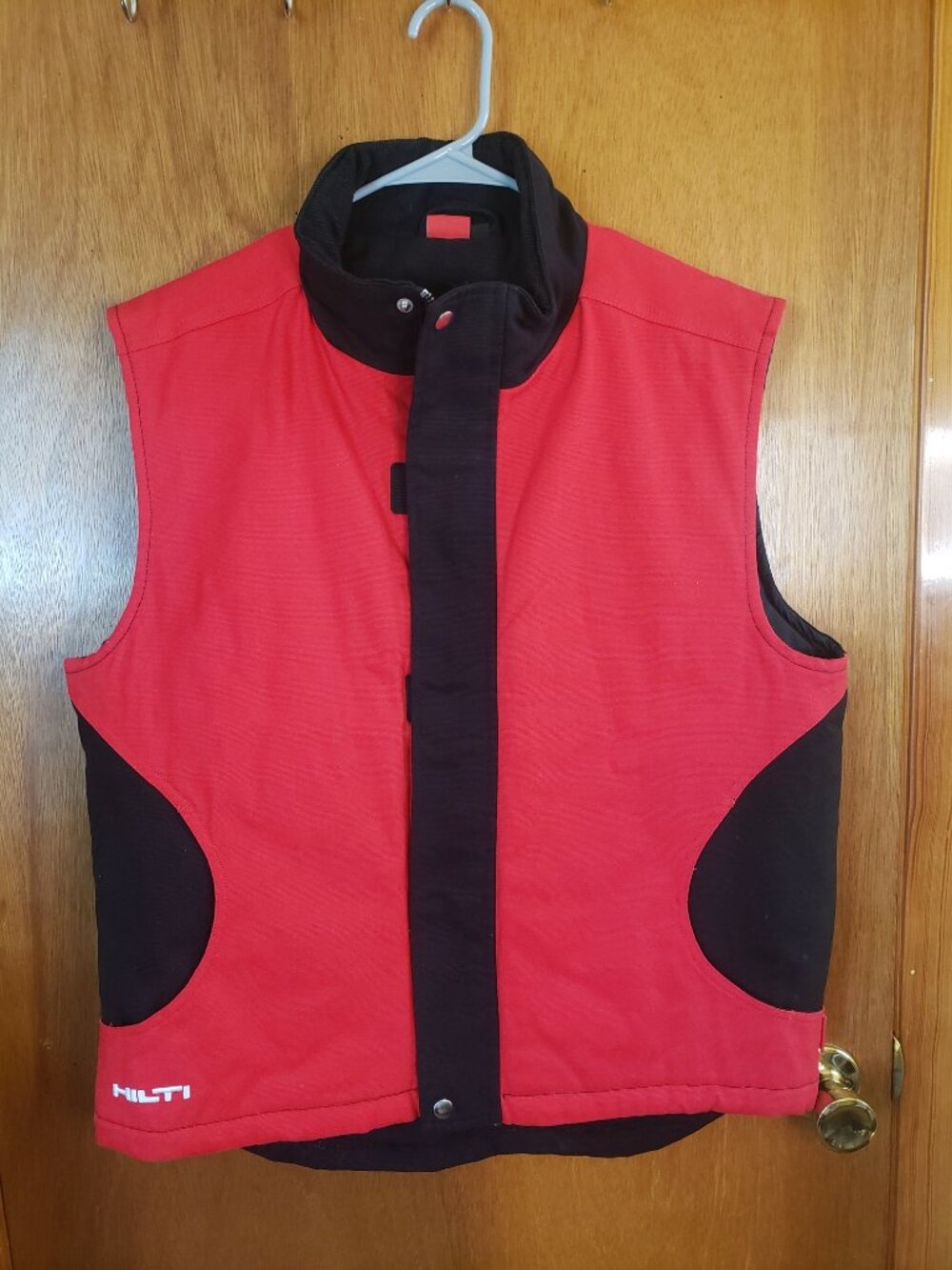 Hilti Vest Mens L Red Black Quilted Workwear Sleeveless Utility